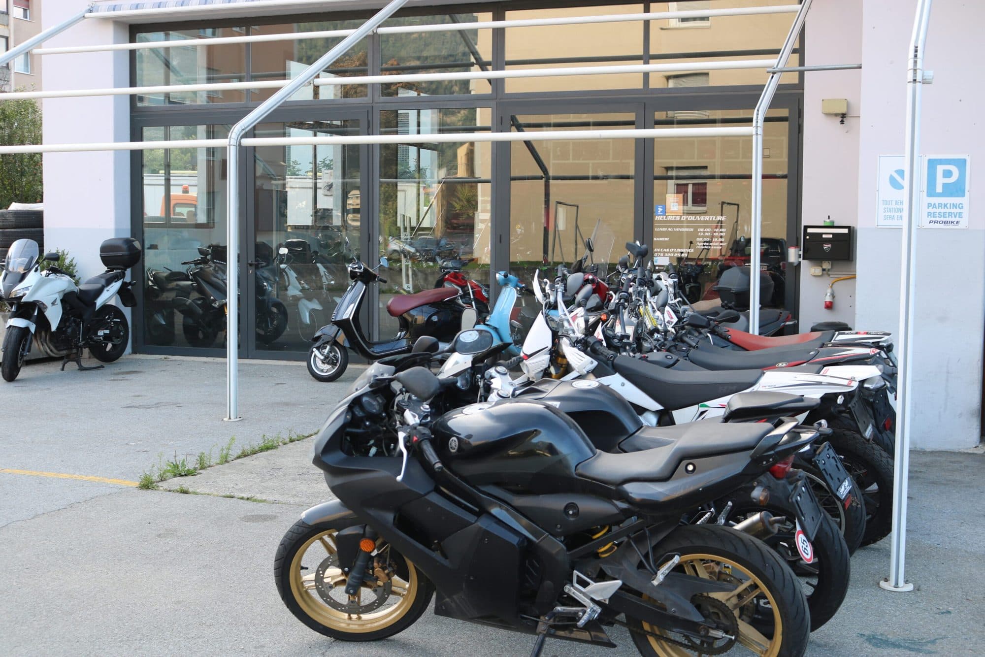 Extérieur du showroom